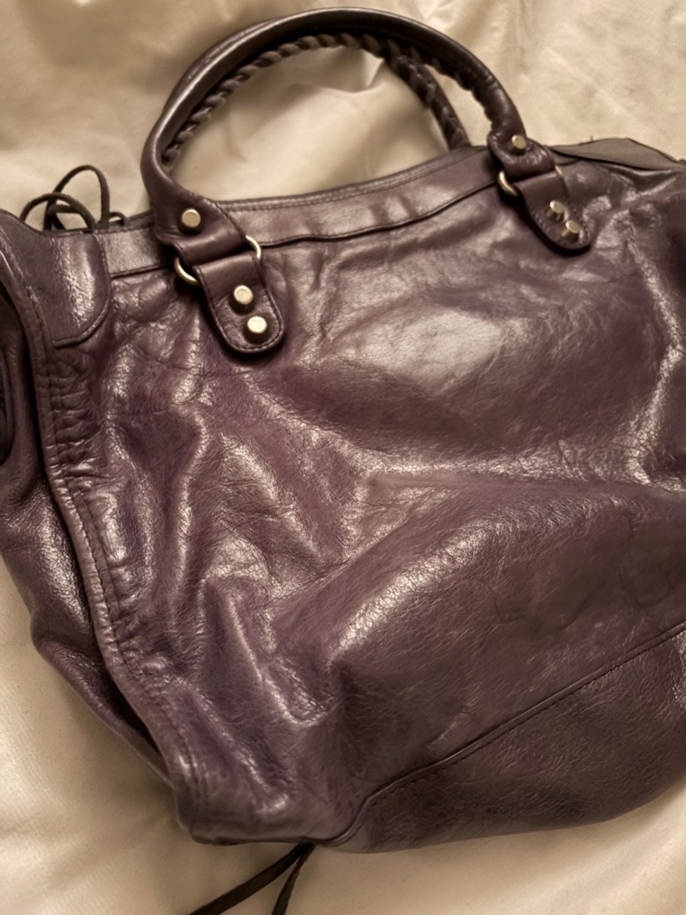 Yummy Purple Italian Distressed Leather Vintage Tote Bag!! - Picture 12 of 15